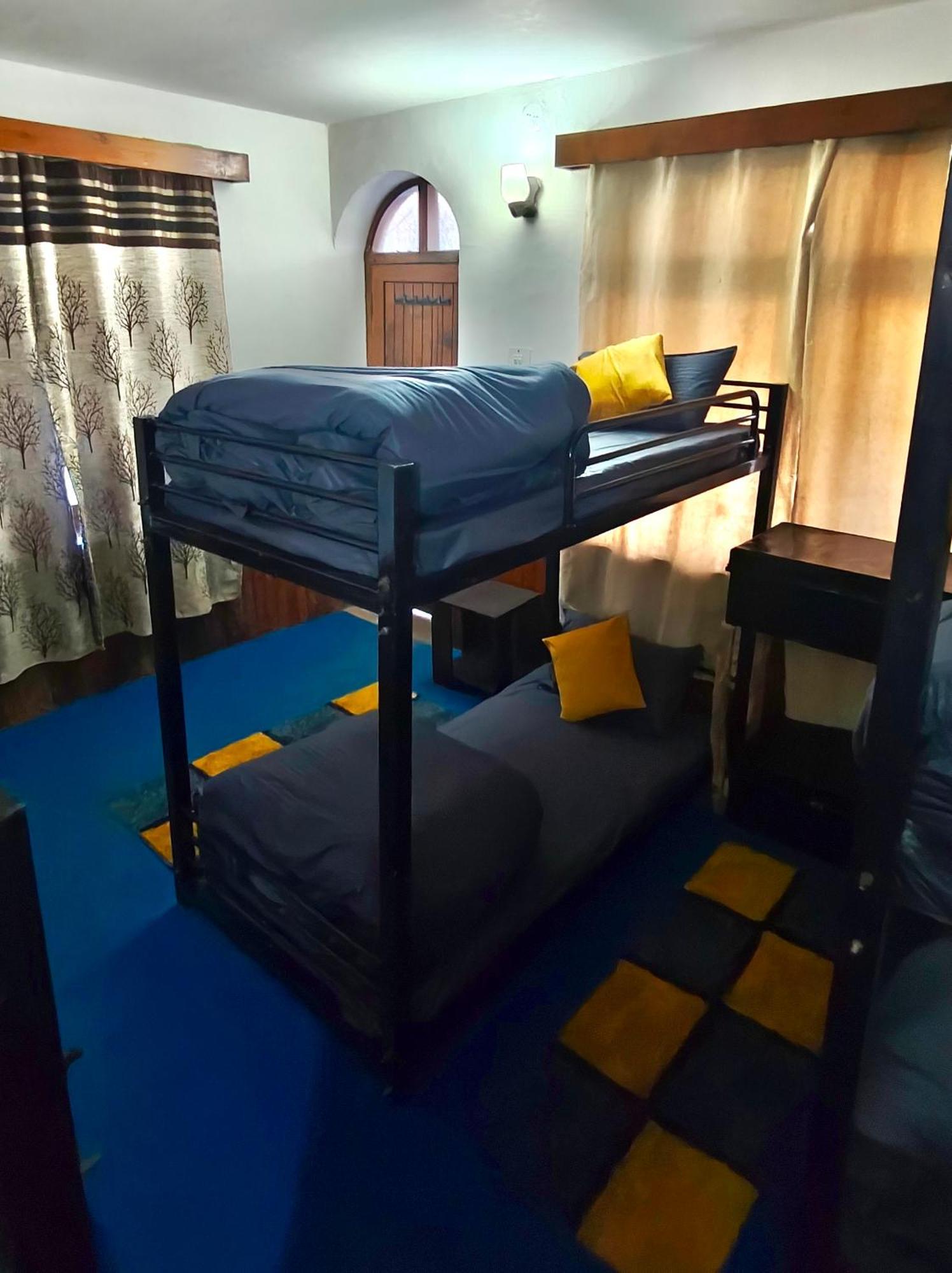 Hostel Basecamp Manali Pokoj fotografie
